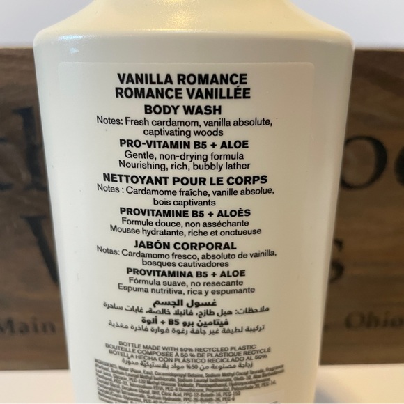Bath & Body Works Vanilla Romance Body Wash - Picture 2 of 2